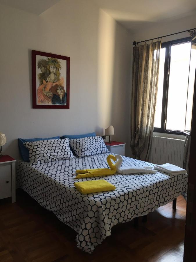 Appartement Sotto Il Tetto Di Sofia à Florence Extérieur photo